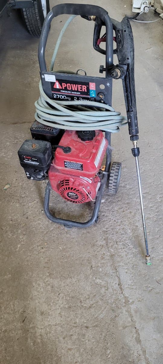 Pressure Washer 2700psi - Gas powered for rent in Richmond Hill, Ontario — toolshare