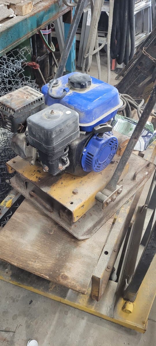 Plate tamper/compactor for rent in Richmond Hill, Ontario — toolshare