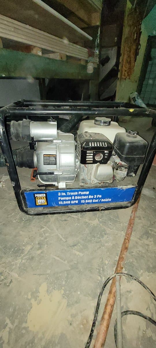 3" trash pump - water discharge for rent in Newmarket, Ontario — toolshare