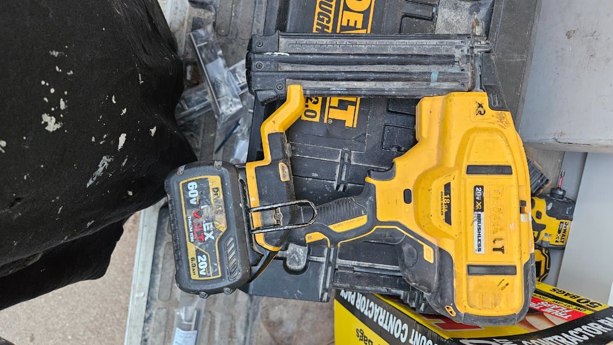 Dewalt Cordless Brad Nailer for rent in Pickering, Ontario — toolshare